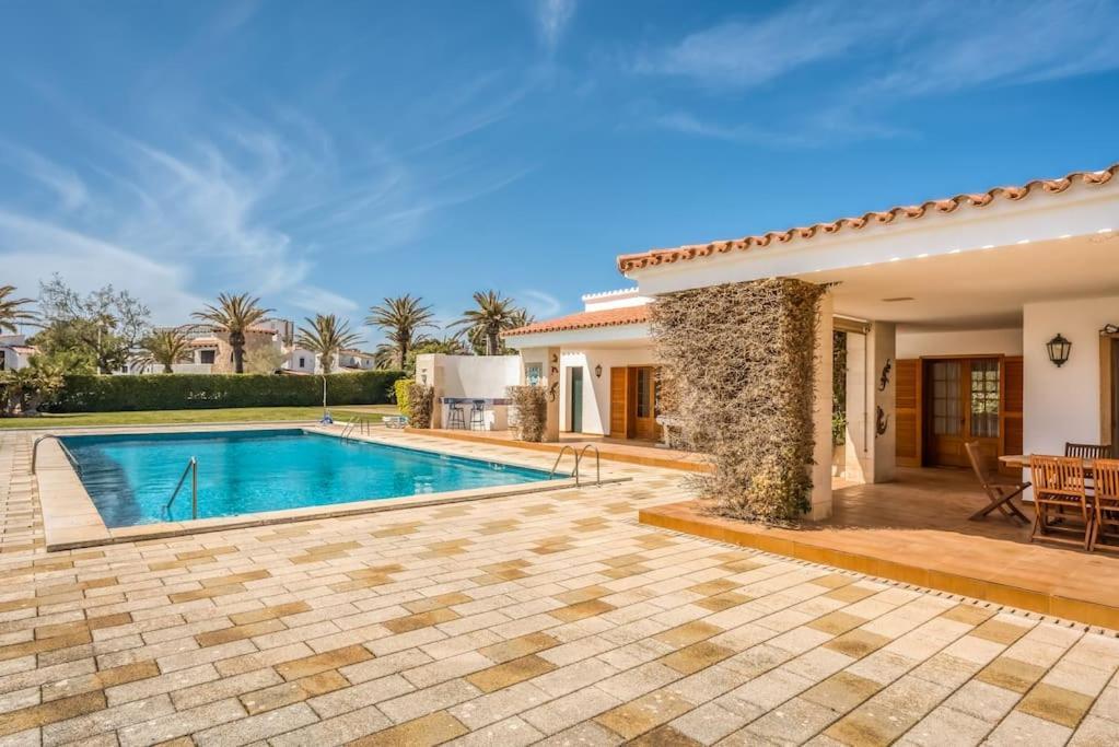 La Calma Espectacular Villa Con Jardin Y Piscina En Menorca Салгар Екстер'єр фото
